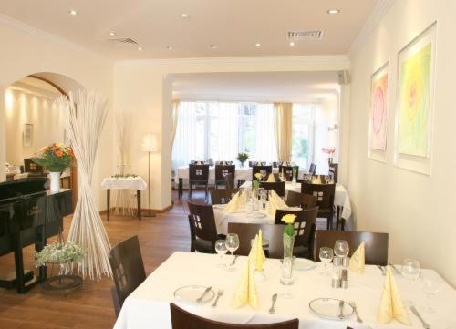 Hotel Restaurant Rothkopf Euskirchen Eksteriør billede