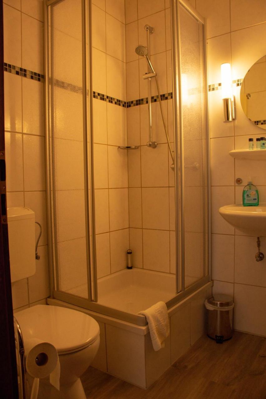 Hotel Restaurant Rothkopf Euskirchen Eksteriør billede